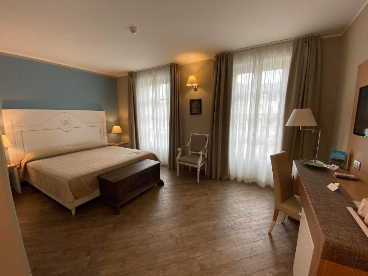 Hotel Monteverde 阿奎泰尔梅 外观 照片
